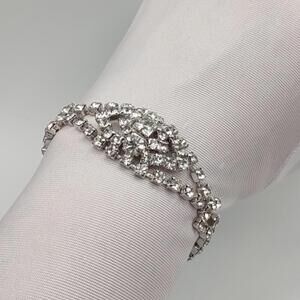 Vintage-Style Rhinestone Bracelet